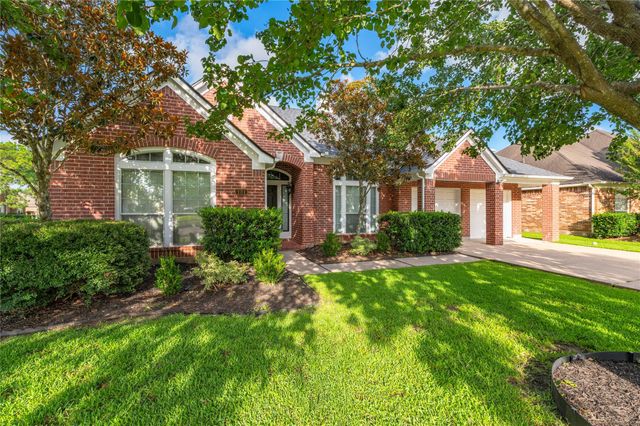 101 Arbor Springs Lane, Dickinson, TX 77539