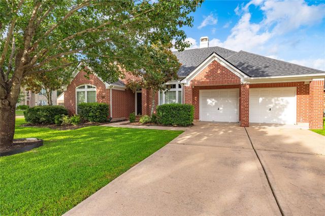 101 Arbor Springs Lane, Dickinson, TX 77539