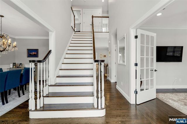 51 Terrace Street, Park Ridge, NJ 07656