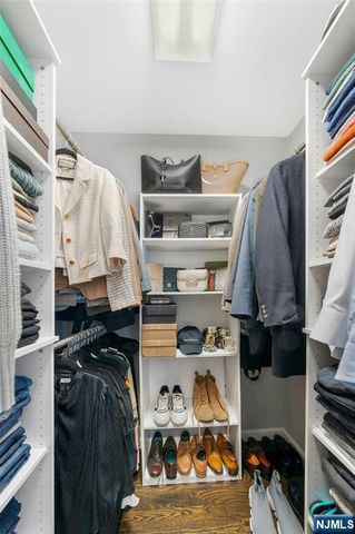 51 Terrace Street, Park Ridge, NJ 07656