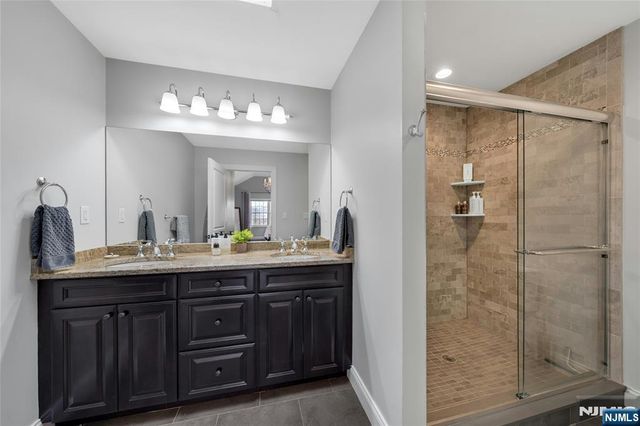 51 Terrace Street, Park Ridge, NJ 07656