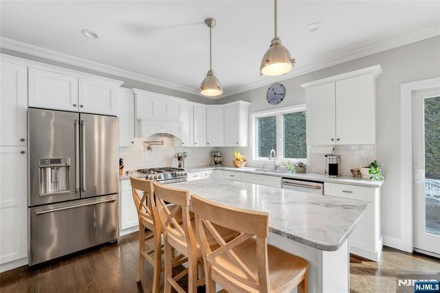 51 Terrace Street, Park Ridge, NJ 07656