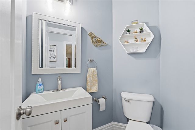 23 Stonehenge Drive, Bentonville, AR 72712