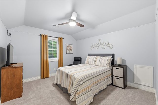 23 Stonehenge Drive, Bentonville, AR 72712