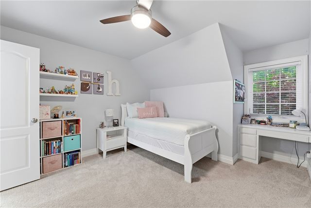 23 Stonehenge Drive, Bentonville, AR 72712