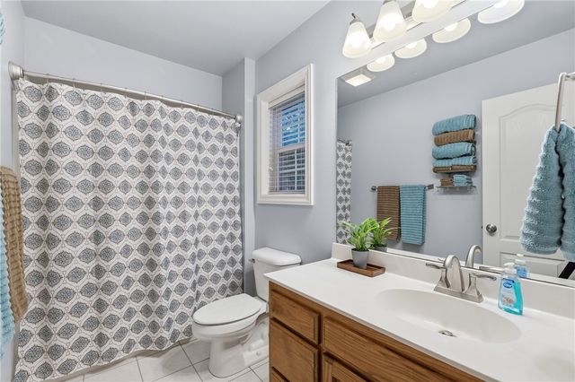 23 Stonehenge Drive, Bentonville, AR 72712