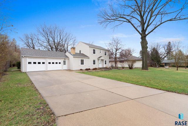 604 E Park Dr Drive, Sioux Falls, SD 57105