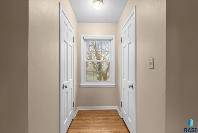 604 E Park Dr Drive, Sioux Falls, SD 57105