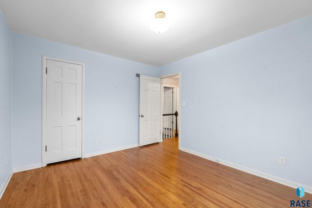 604 E Park Dr Drive, Sioux Falls, SD 57105