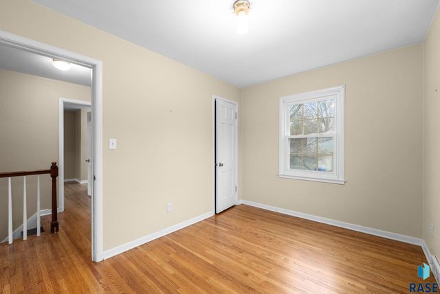 604 E Park Dr Drive, Sioux Falls, SD 57105