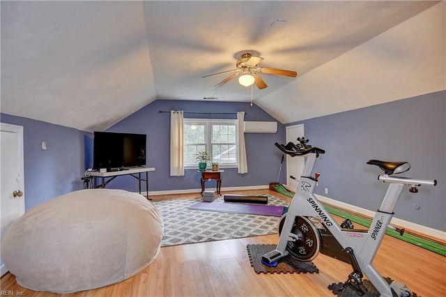 779 Sheraton DR, Virginia Beach, VA 23452