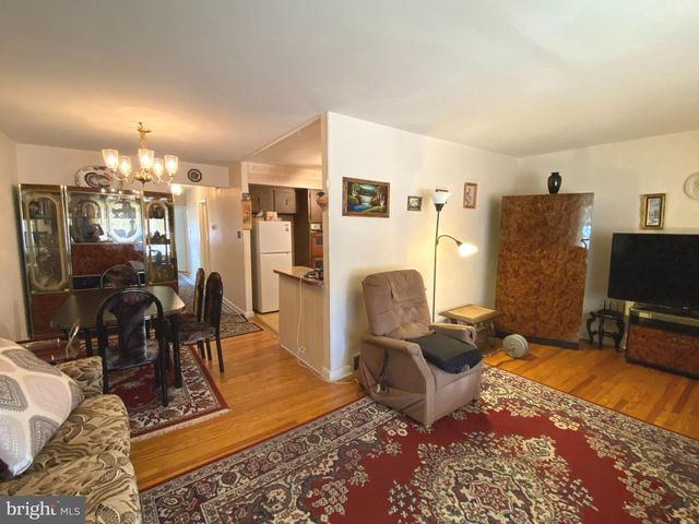 8513 BUSTLETON AVE, Philadelphia, PA 19152