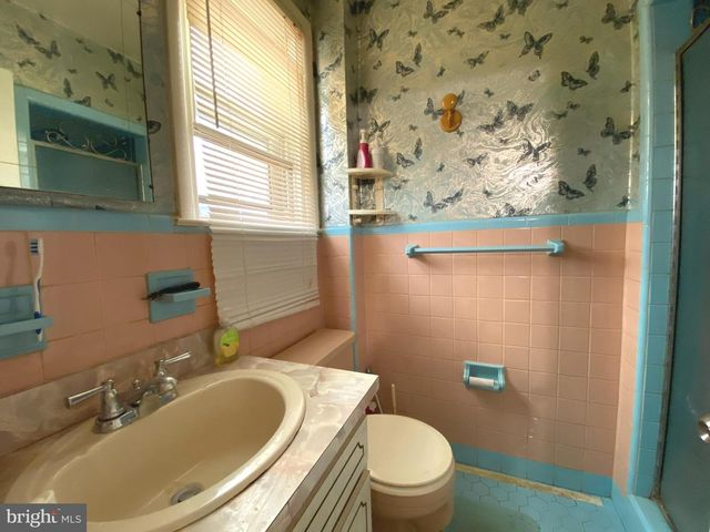 8513 BUSTLETON AVE, Philadelphia, PA 19152