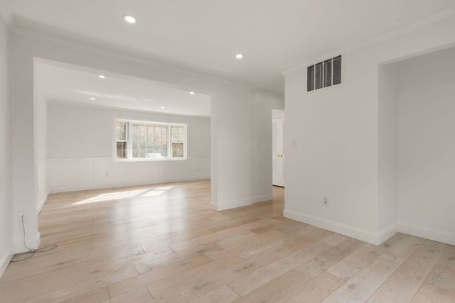 93 Claire Dr 93, Stoughton, MA 02072