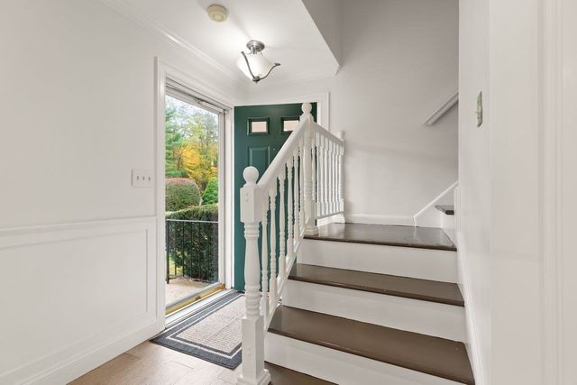 93 Claire Dr 93, Stoughton, MA 02072
