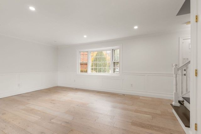 93 Claire Dr 93, Stoughton, MA 02072