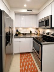 3505 S Ocean Drive 411, Hollywood, FL 33019