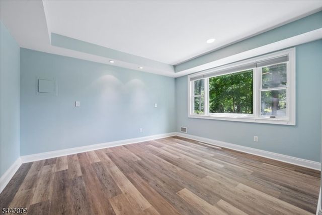 29 Hillside Ter, Bernards Twp., NJ 07920