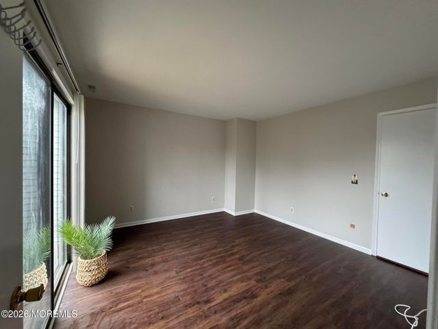 1525 Hulse Road 7, Point Pleasant, NJ 08742