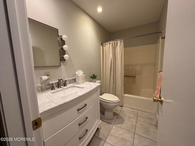 1525 Hulse Road 7, Point Pleasant, NJ 08742