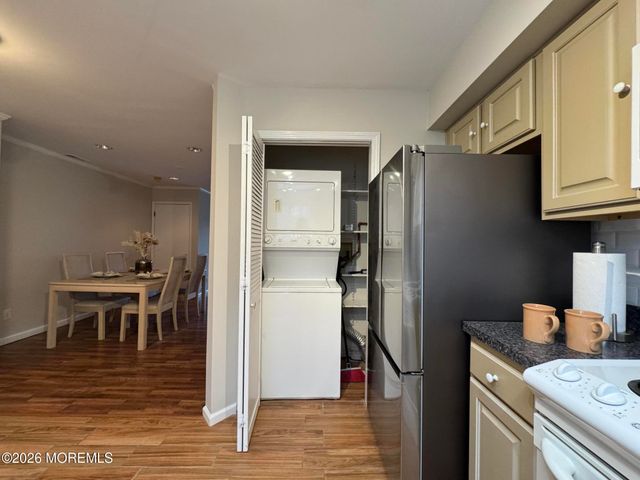 1525 Hulse Road 7, Point Pleasant, NJ 08742