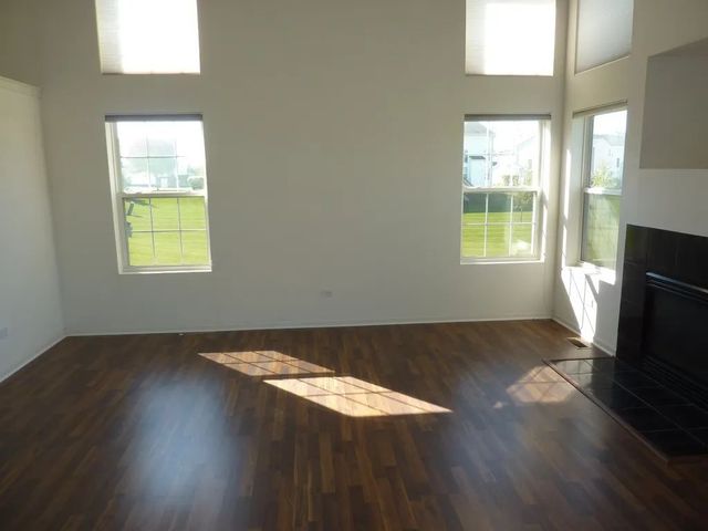 1040 MONTEGO BAY Court 1040, Romeoville, IL 60446