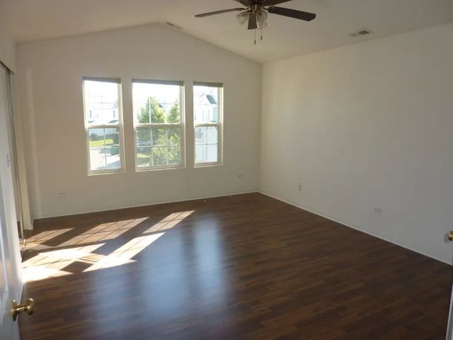 1040 MONTEGO BAY Court 1040, Romeoville, IL 60446