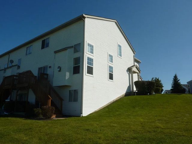 1040 MONTEGO BAY Court 1040, Romeoville, IL 60446