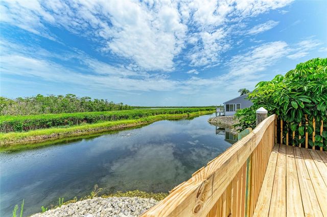 1218 SPOONBILL LANDINGS CIR, Bradenton, FL 34209