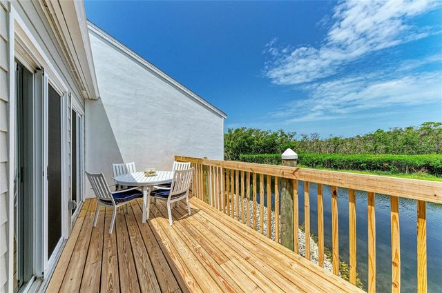 1218 SPOONBILL LANDINGS CIR, Bradenton, FL 34209