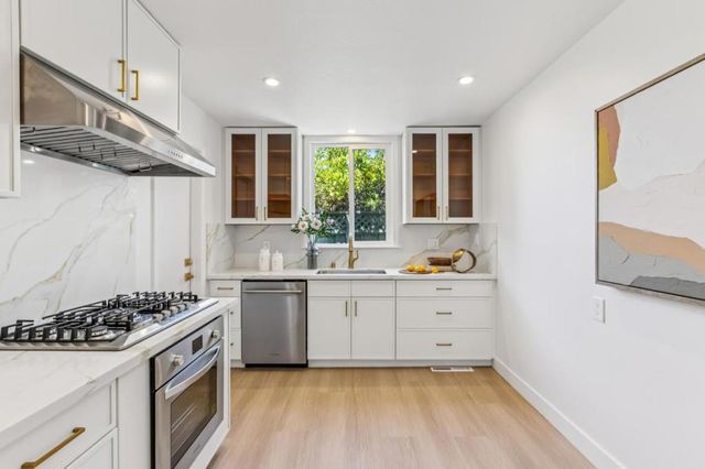 1743 Maxine Avenue, San Mateo, CA 94401