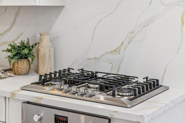 1743 Maxine Avenue, San Mateo, CA 94401