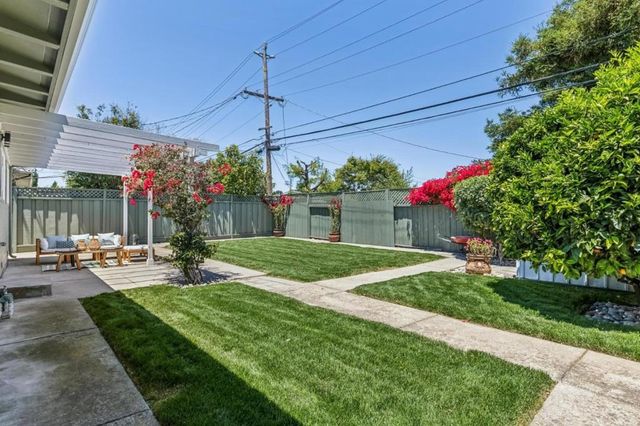 1743 Maxine Avenue, San Mateo, CA 94401