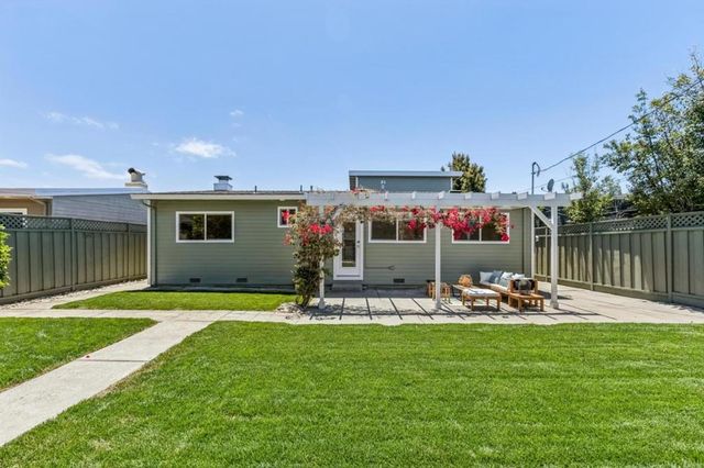 1743 Maxine Avenue, San Mateo, CA 94401