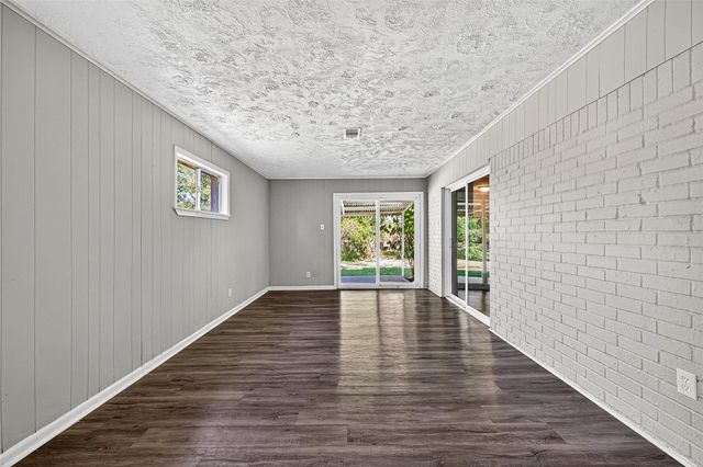 11810 Hunkler Drive, Houston, TX 77047