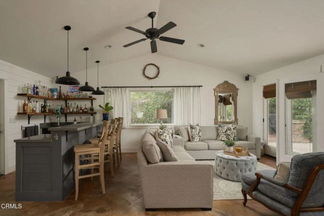 365 Encino Drive, Oak View, CA 93022