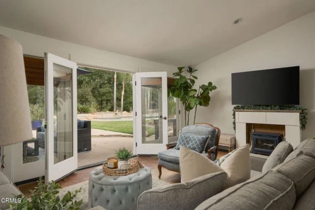 365 Encino Drive, Oak View, CA 93022