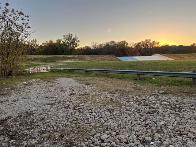 244 Dallas Fort Worth Corner, Dallas, TX 75208