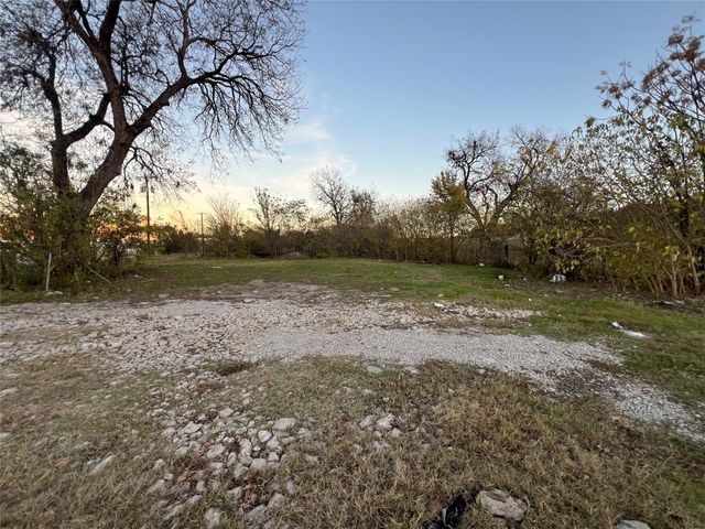 244 Dallas Fort Worth Corner, Dallas, TX 75208