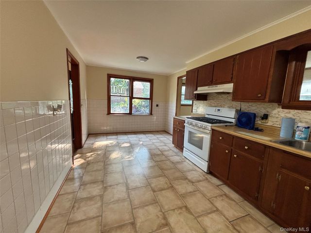 10 Cherry Street, Fort Montgomery, NY 10922