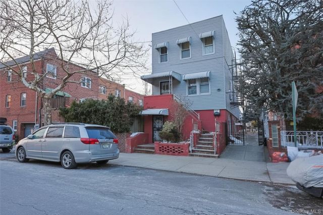 6511 Perry Avenue, Maspeth, NY 11378