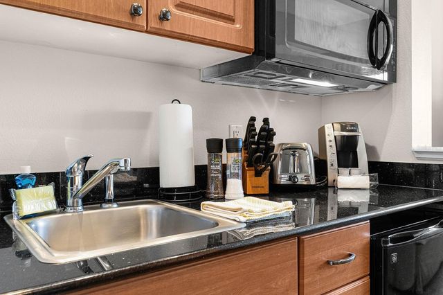 7383 UNIVERSAL BOULEVARD 307, Orlando, FL 32819