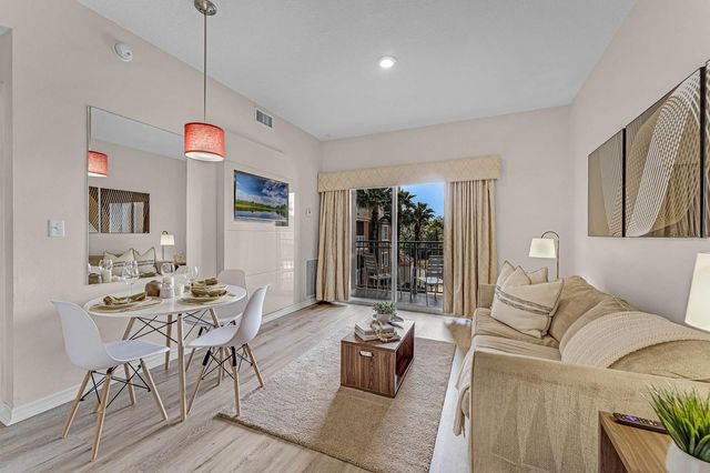 7383 UNIVERSAL BOULEVARD 307, Orlando, FL 32819