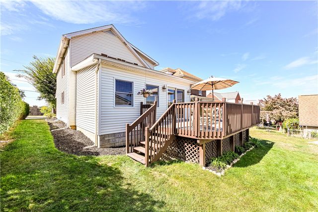 408 Michigan Avenue, Jeannette, PA 15644