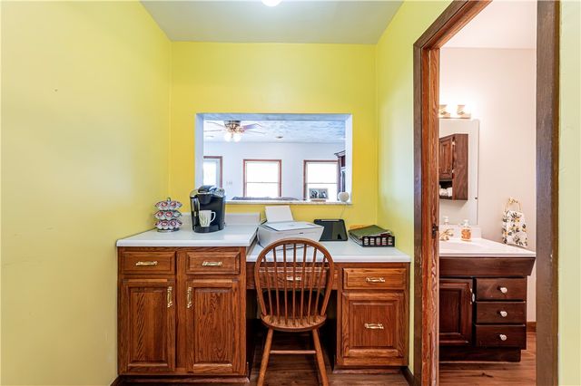 408 Michigan Avenue, Jeannette, PA 15644