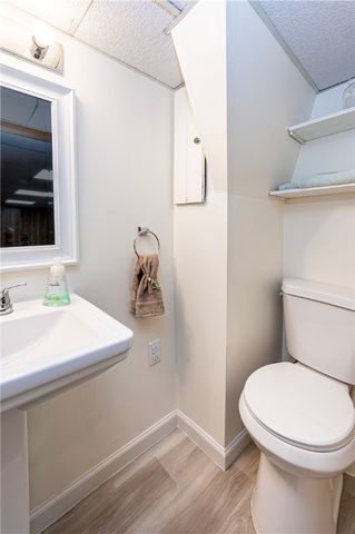 408 Michigan Avenue, Jeannette, PA 15644