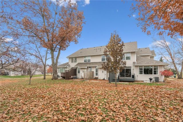 5794 Oakwood Avenue NE 2, Cedar Rapids, IA 52402