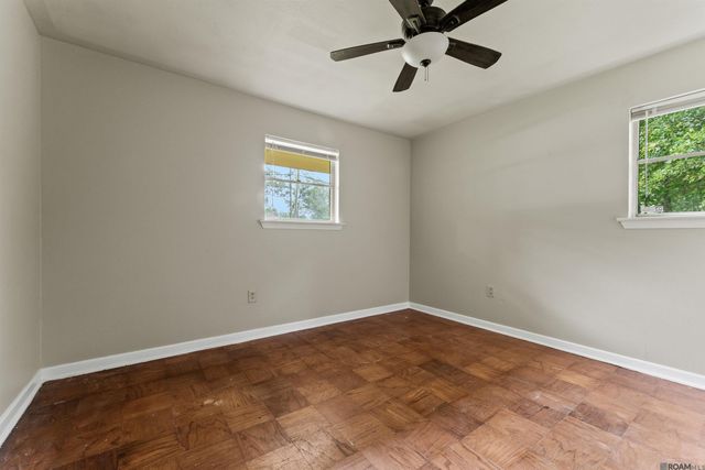 2421 Mchugh Rd, Baker, LA 70714