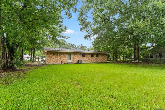 2421 Mchugh Rd, Baker, LA 70714