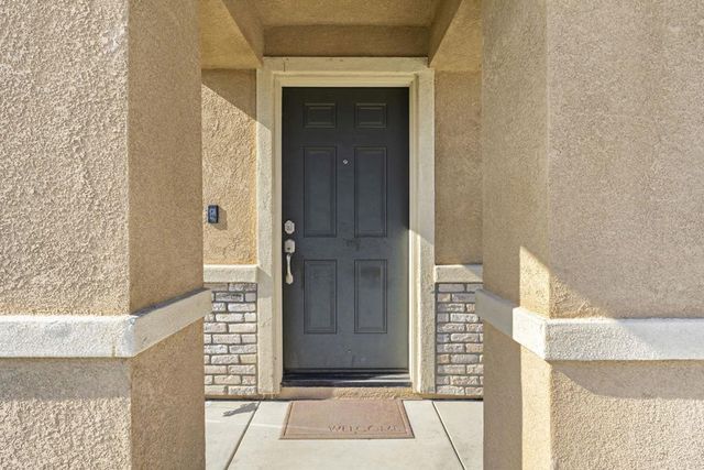 32486 Roman Warren Way, Winchester, CA 92596